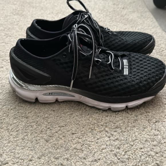 Under Armour Charged Speedform Men 10 size - Picture 3 of 5